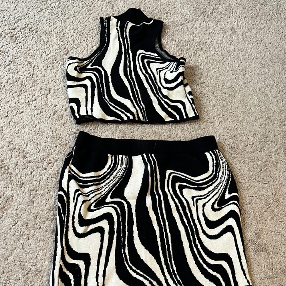 Matching Zebra sets